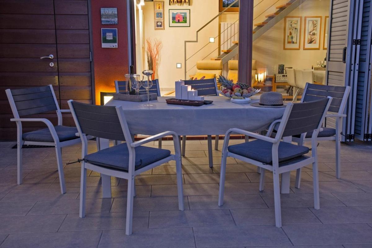 Villa Emili In Medulin - Haus Fuer 4-5 Personen Exterior foto